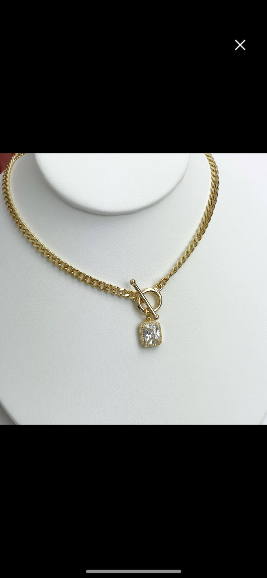 Glam Toggle Necklace